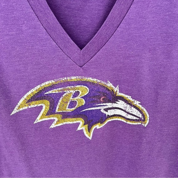 Ladies Baltimore Ravens vneck Tshirt. XL - Picture 5 of 7